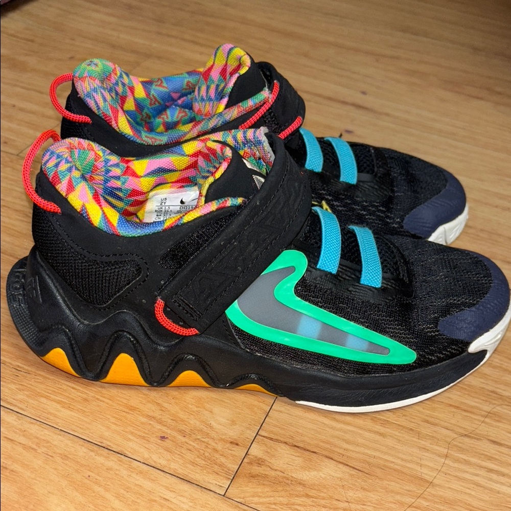 Nike Giannis Immortality 2 sneakers, youth size 2